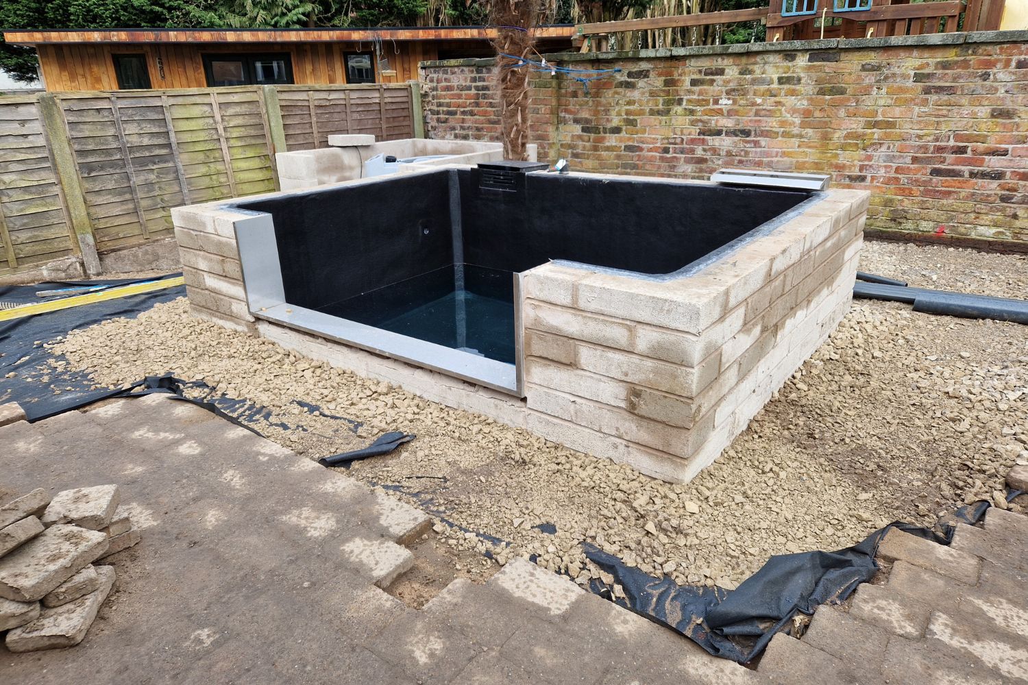 raised contemporary pond with window eccles 4